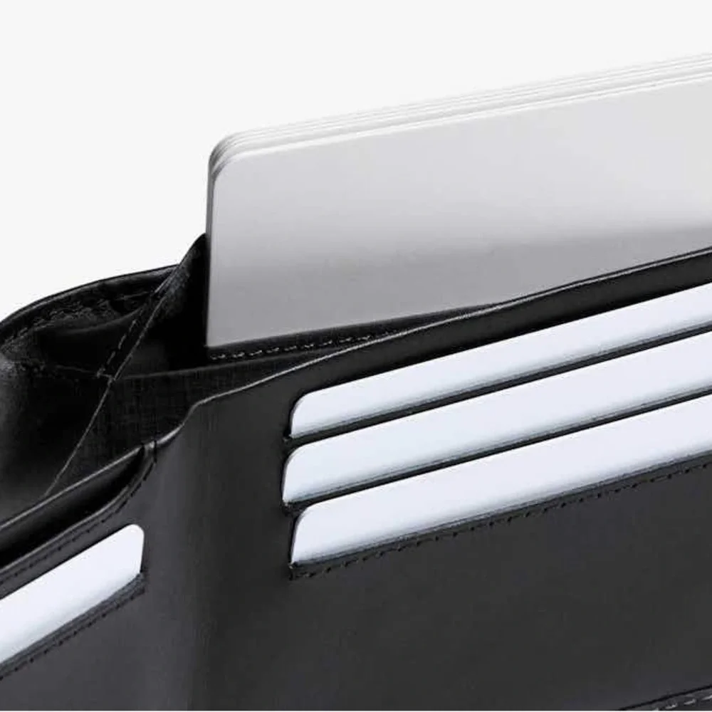 BELLROY HIDE AND SEEK MENS LEATHER BIFOLD WALLET BLACK NWOT